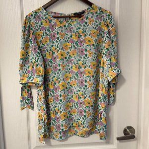 Never-Worn Banana Republic Floral Blouse, Size Medium.